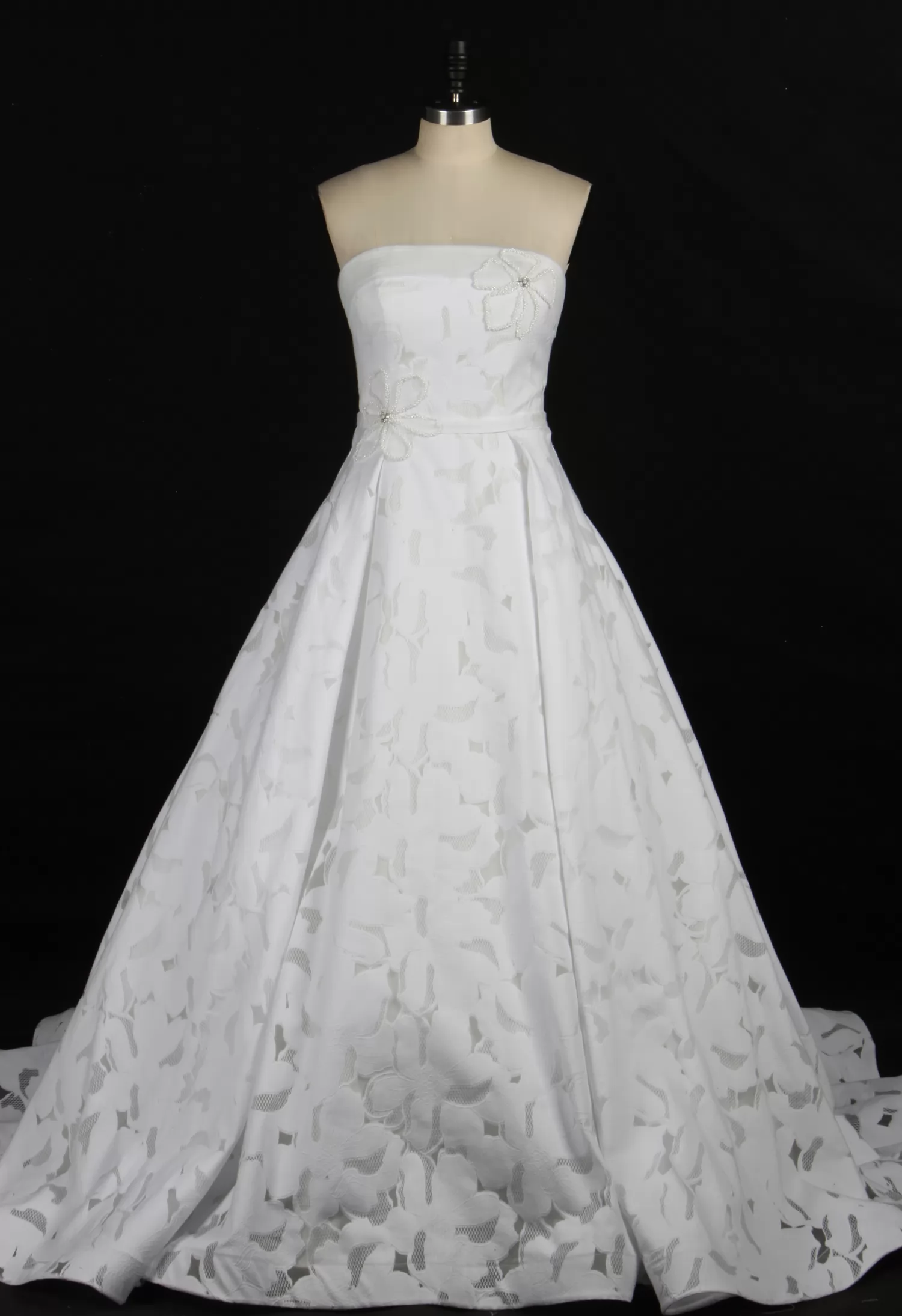 Strapless Bridal Gown With Beading Flower