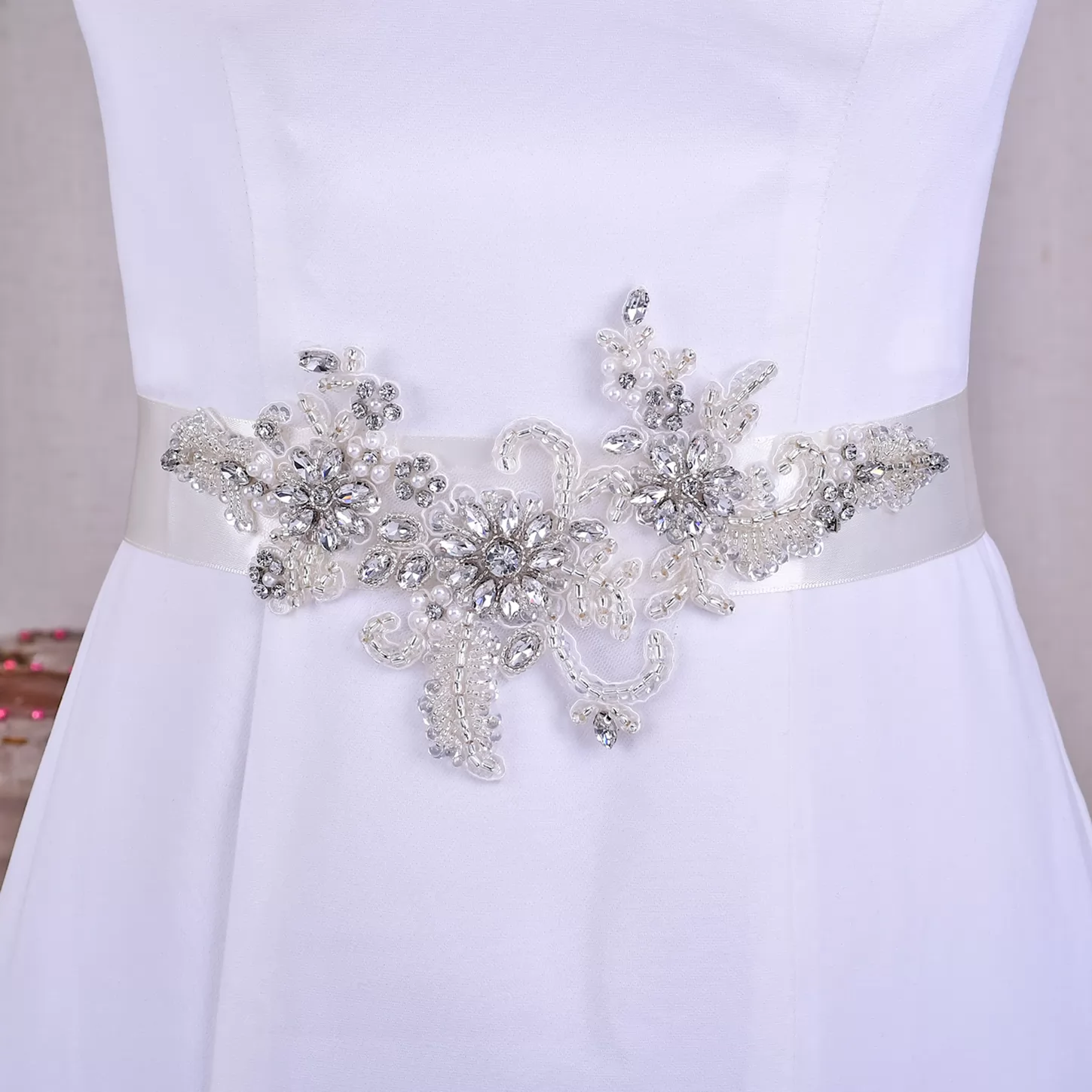 Luxurious Floral Crystals Pearls Bridal Sash