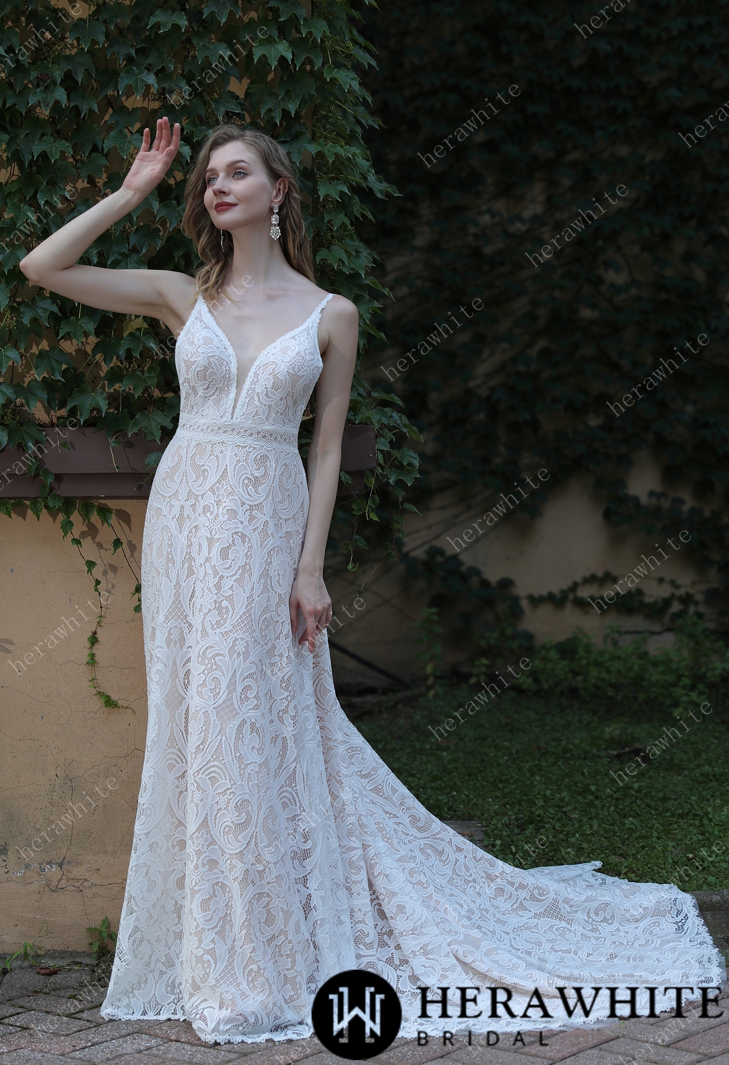 Summer Boho Lace Spaghetti Straps Wedding Dress